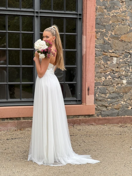Schlichtes Brautkleid Kyma
